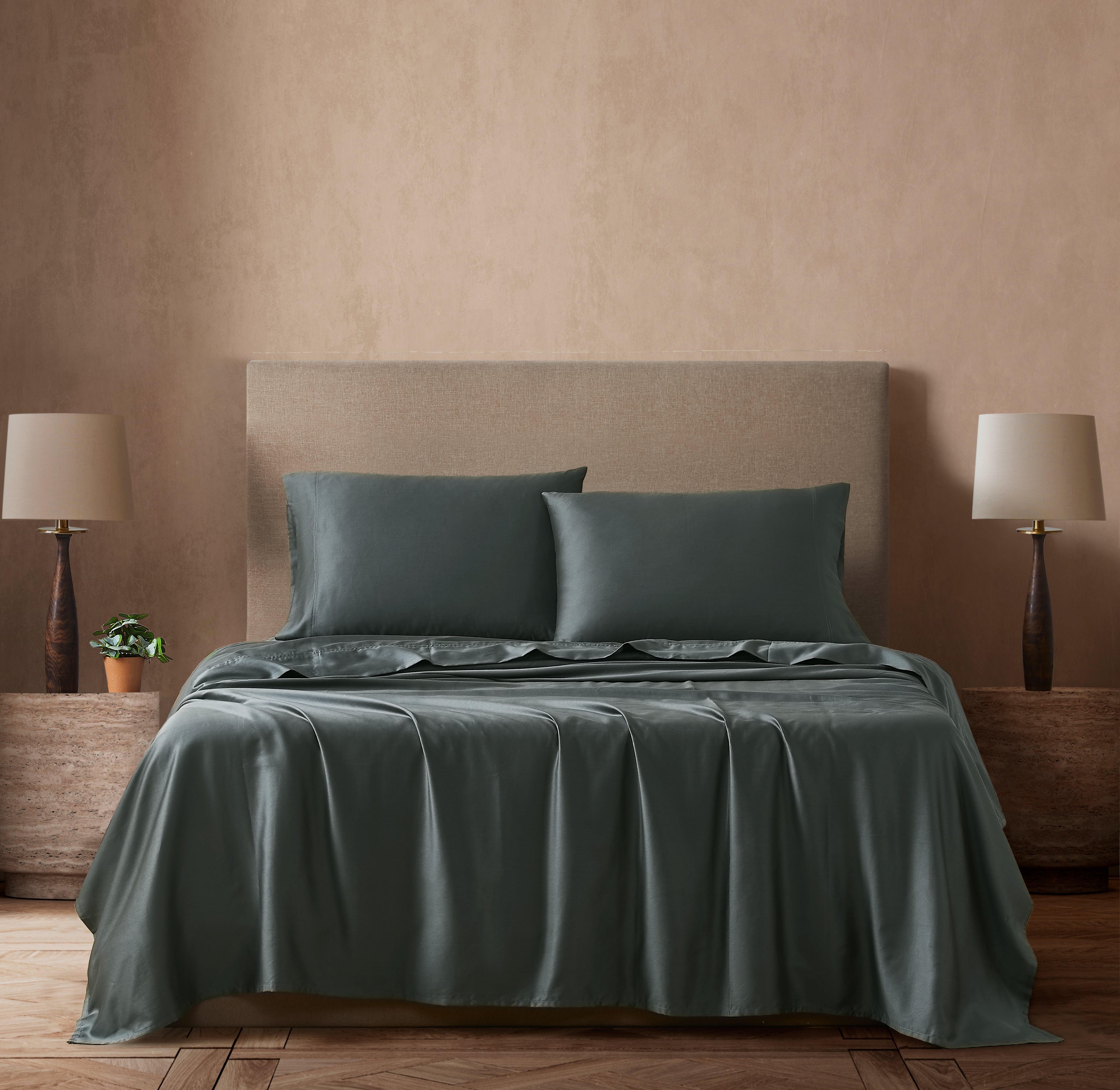 Dark Gray Performance Sheet Set