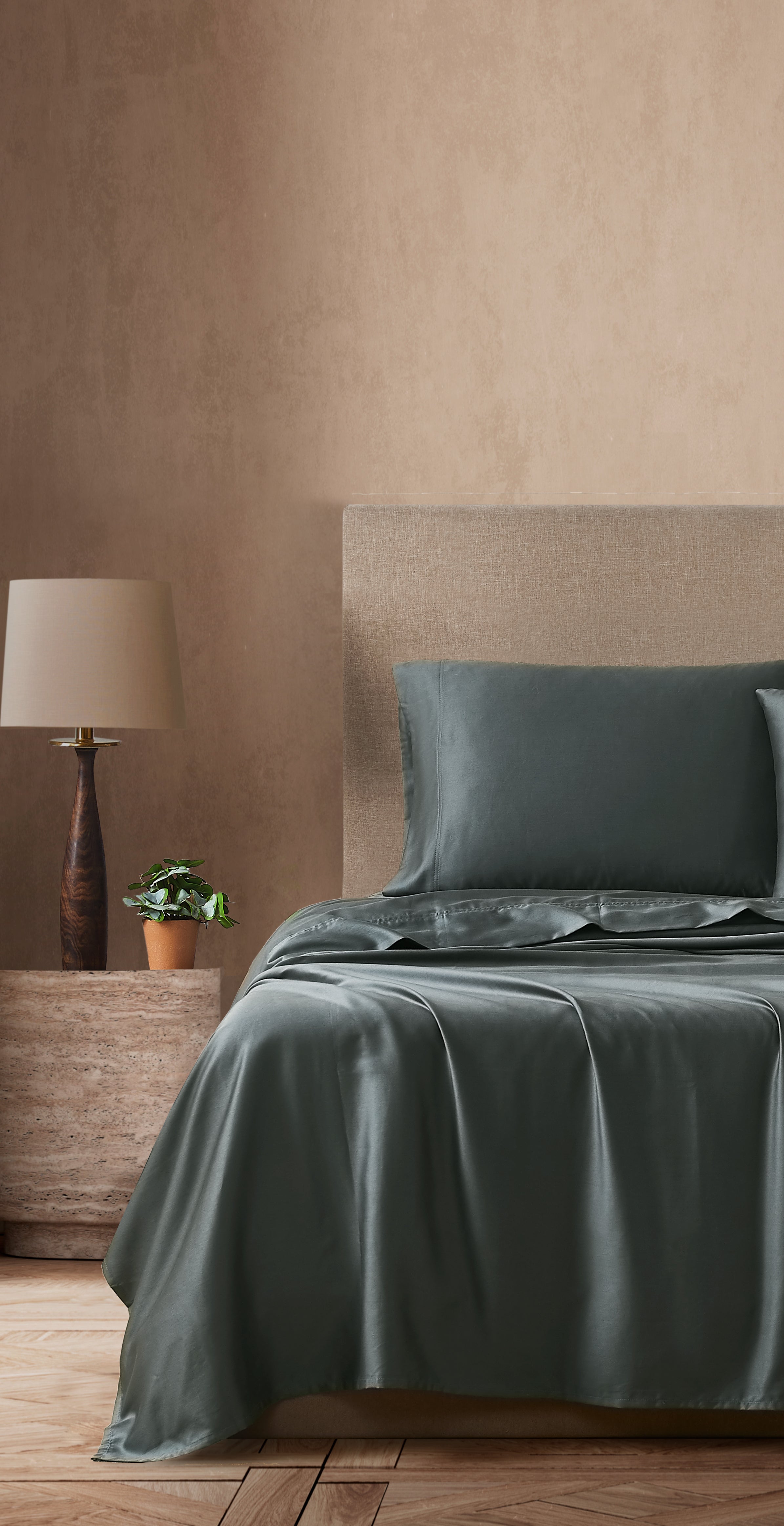 Dark Gray Performance Sheet Set