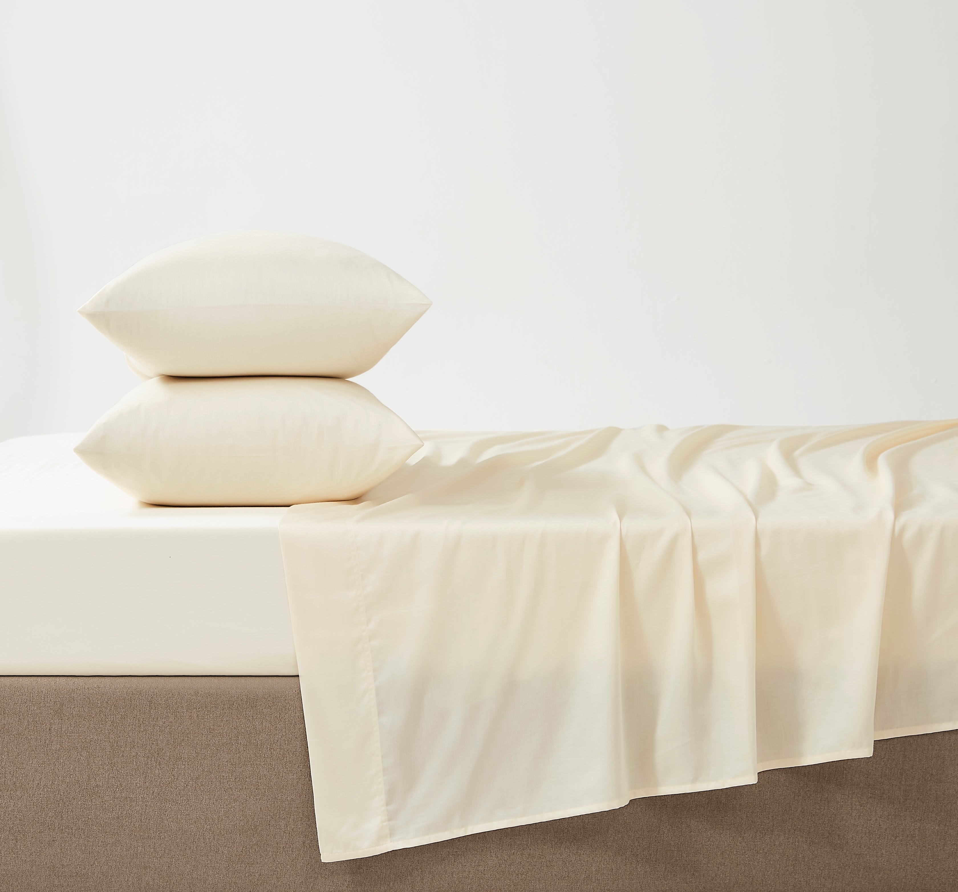 Ivory Performance Sheet Set
