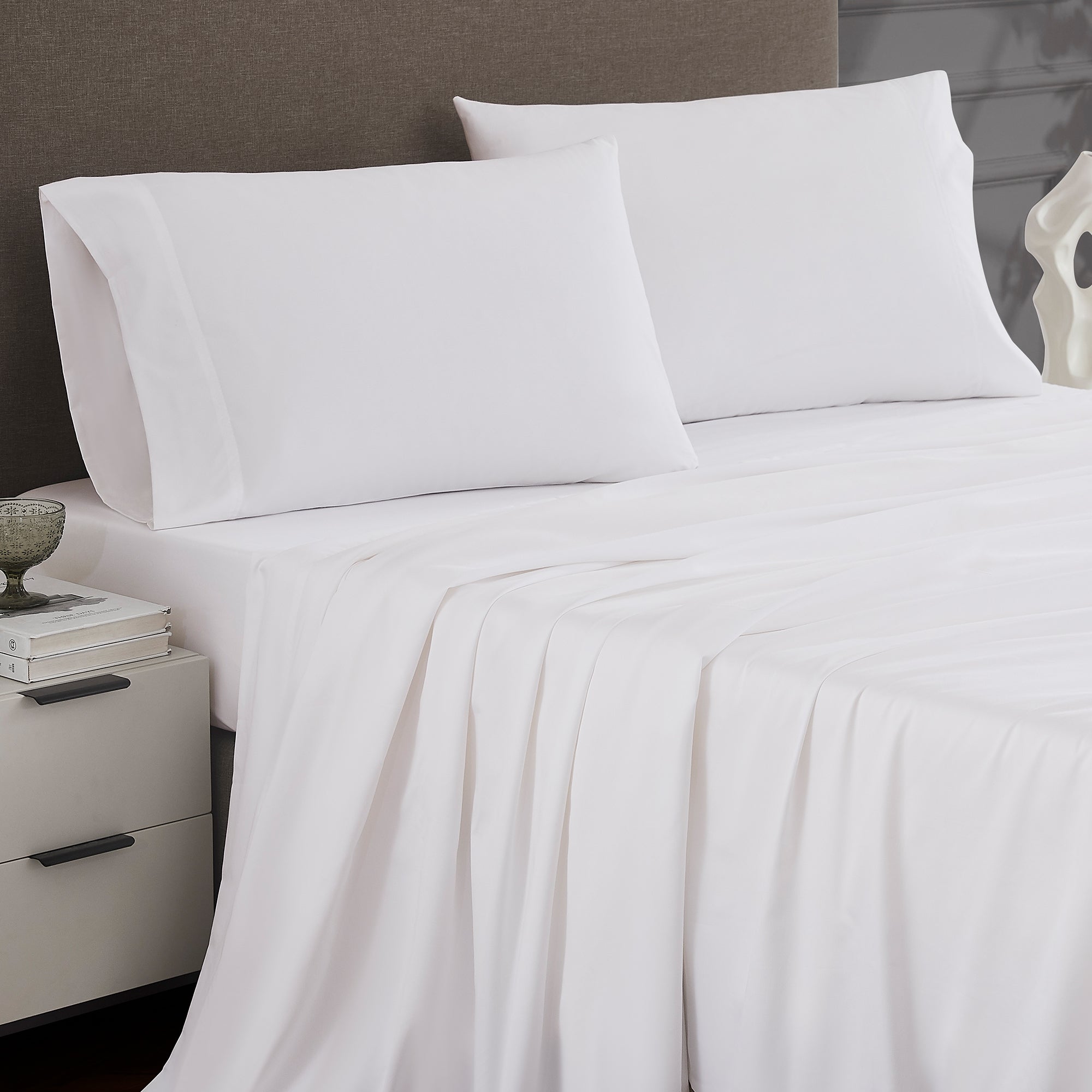 White Royale Sheet Set